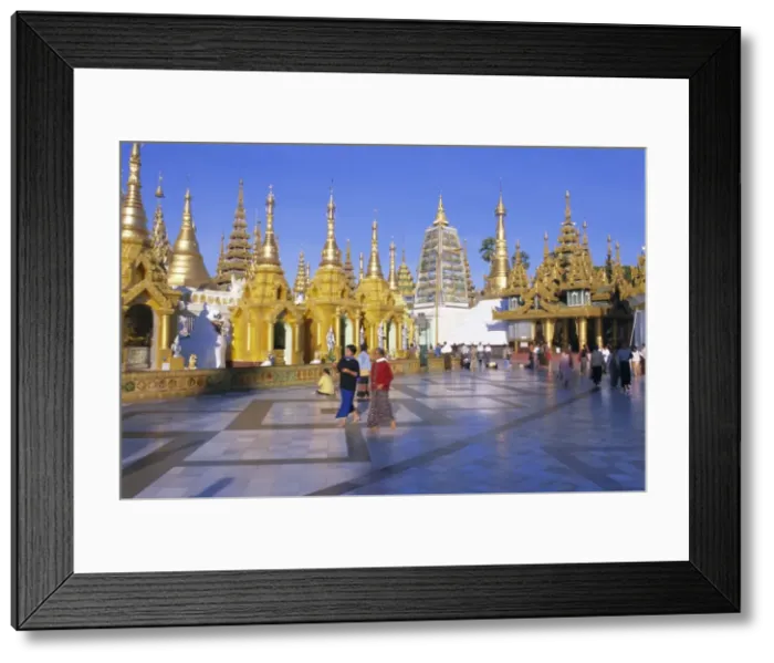 Framed Print : Golden spires at the Shwedagon Paya (Shwe Dagon pagoda), Yangon (Rangoon) Framed Print : Golden spires at the Shwedagon Paya (Shwe Dagon pagoda), Yangon (Rangoon)