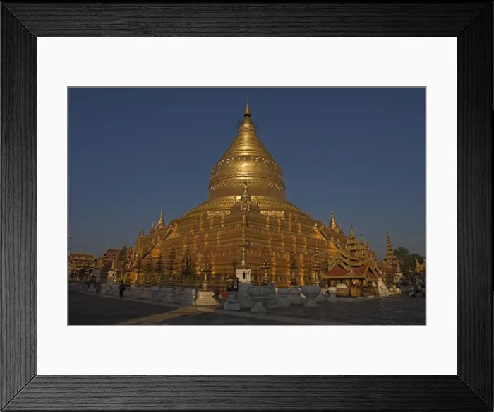 Framed Print : Shwezigon Paya, dating from the 11th century, between the villages of Nyaung U Framed Print : Shwezigon Paya, dating from the 11th century, between the villages of Nyaung U