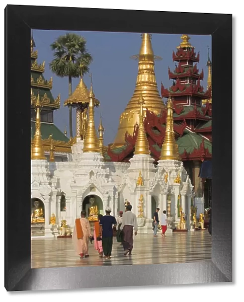 Shrines at Shwedagon Paya, Yangon, (Rangoon), Myanmar (Burma), Asia