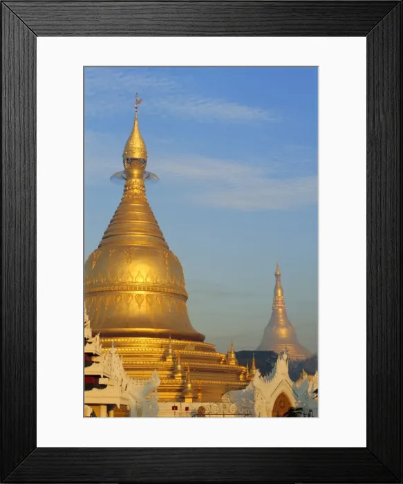 Framed Print : Maha Wizaya Pagoda, Yangon, Myanmar, Asia Framed Print : Maha Wizaya Pagoda, Yangon, Myanmar, Asia