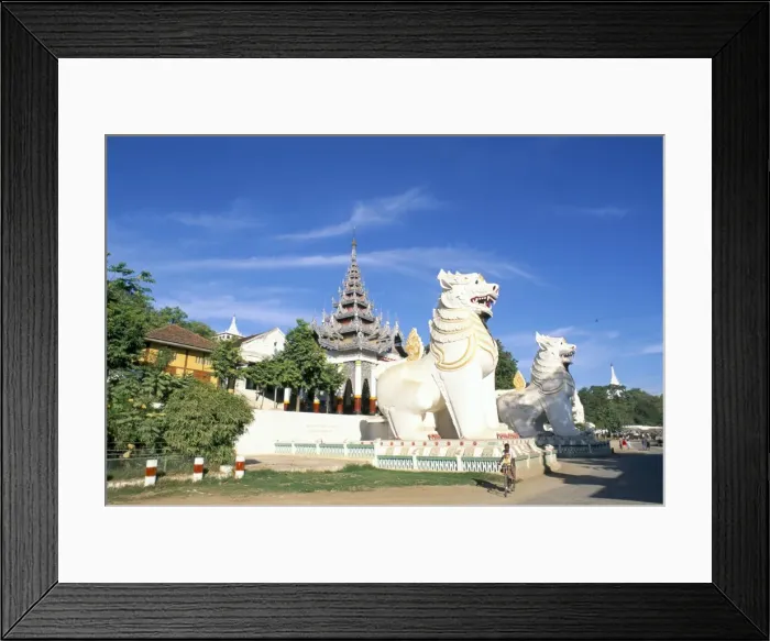 Framed Print : Chinthes at foot of stairs, Mandalay Hill, Mandalay, Myanmar (Burma), Asia Framed Print : Chinthes at foot of stairs, Mandalay Hill, Mandalay, Myanmar (Burma), Asia