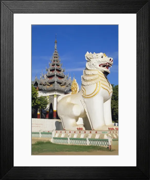 Framed Print : Mandalay Hill chinthes, Mandalay, Myanmar, Asia Framed Print : Mandalay Hill chinthes, Mandalay, Myanmar, Asia