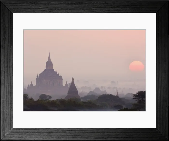 Framed Print : Sunrise, Bagan (Pagan), Myanmar (Burma), Asia Framed Print : Sunrise, Bagan (Pagan), Myanmar (Burma), Asia