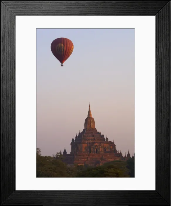 Framed Print : Balloon and Sulamani Pahto, Bagan (Pagan), Myanmar (Burma), Asia Framed Print : Balloon and Sulamani Pahto, Bagan (Pagan), Myanmar (Burma), Asia