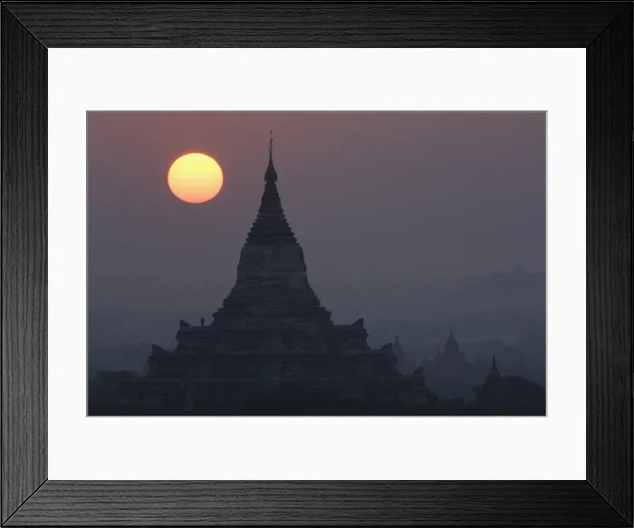 Framed Print : Sunrise, Old Bagan (Pagan), Bagan, Myanmar (Burma), Asia Framed Print : Sunrise, Old Bagan (Pagan), Bagan, Myanmar (Burma), Asia