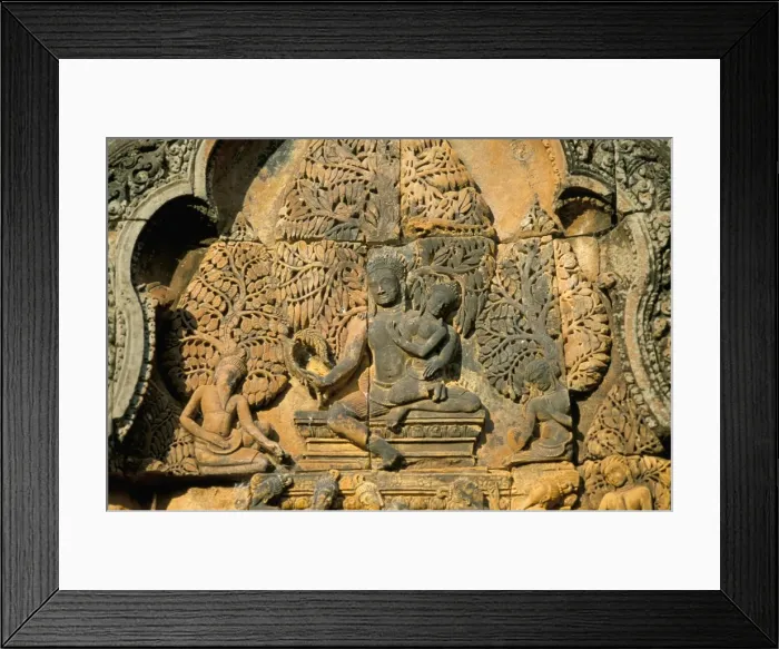 Framed Print : Sculpture of Siva, holding his wife Uma, temple of Banteay Srei, founded 967 AD Framed Print : Sculpture of Siva, holding his wife Uma, temple of Banteay Srei, founded 967 AD