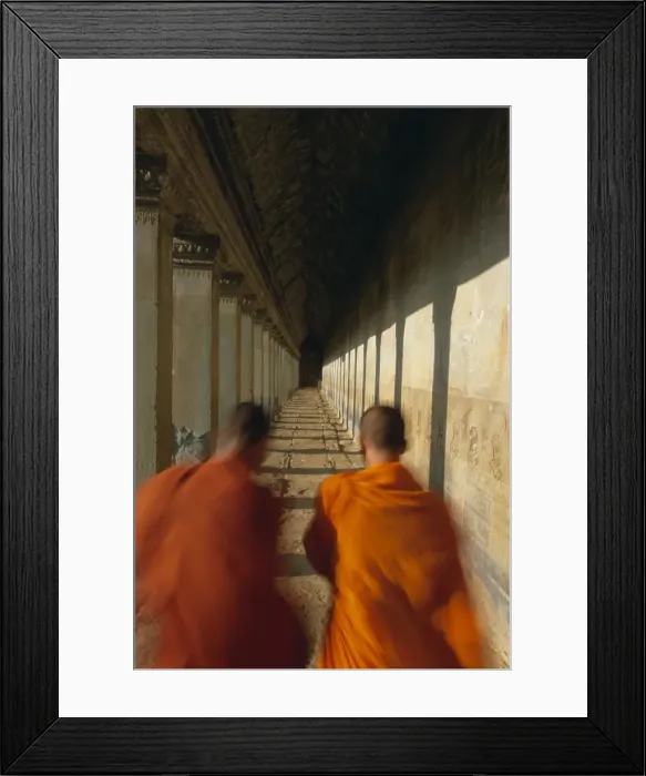 Framed Print : Buddhist monks in passageway, Angkor Wat, UNESCO World Heritage Site, Siem Reap