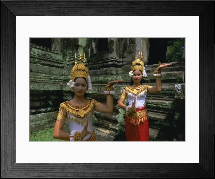 Framed Print : Traditional Cambodian dancers, Angkor Wat, Siem Reap, Cambodia, Indochina, Asia Framed Print : Traditional Cambodian dancers, Angkor Wat, Siem Reap, Cambodia, Indochina, Asia