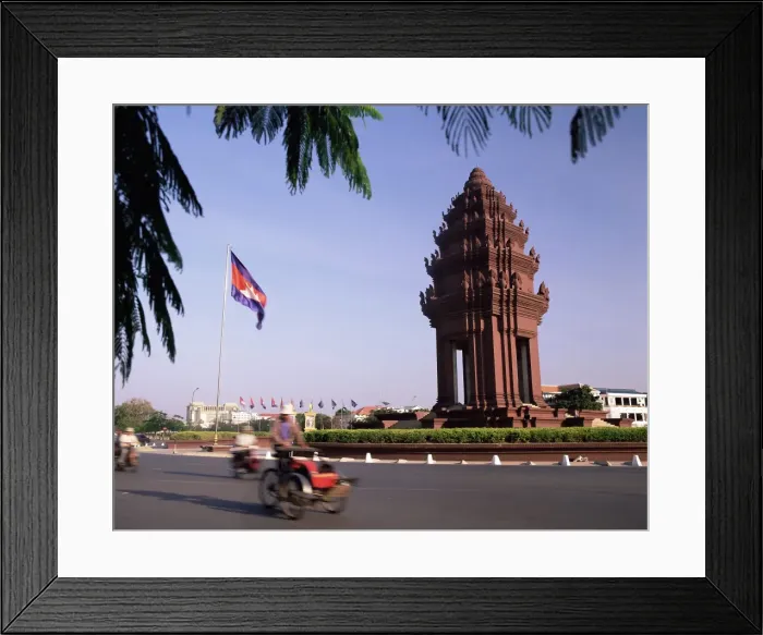 Framed Print : The Independence Monument, Phnom Penh, Cambodia, Indochina, Southeast Asia, Asia Framed Print : The Independence Monument, Phnom Penh, Cambodia, Indochina, Southeast Asia, Asia
