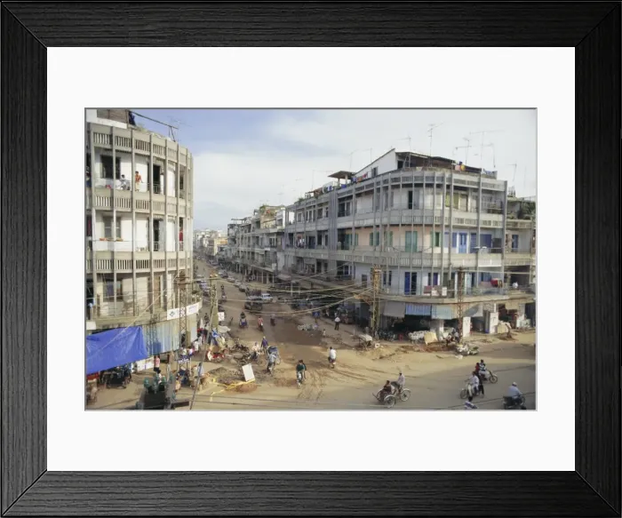 Framed Print : Central city streets, Phnom Penh, Cambodia, Indochina, Asia Framed Print : Central city streets, Phnom Penh, Cambodia, Indochina, Asia