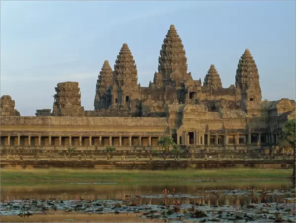 Angkor Wat temple in the evening, UNESCO World Heritage Site, Siem Reap