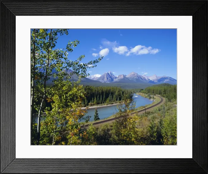 Framed Print : Morants Curve, Bow River, Bow Range, Banff National Park, UNESCO World Heritage Site Framed Print : Morants Curve, Bow River, Bow Range, Banff National Park, UNESCO World Heritage Site