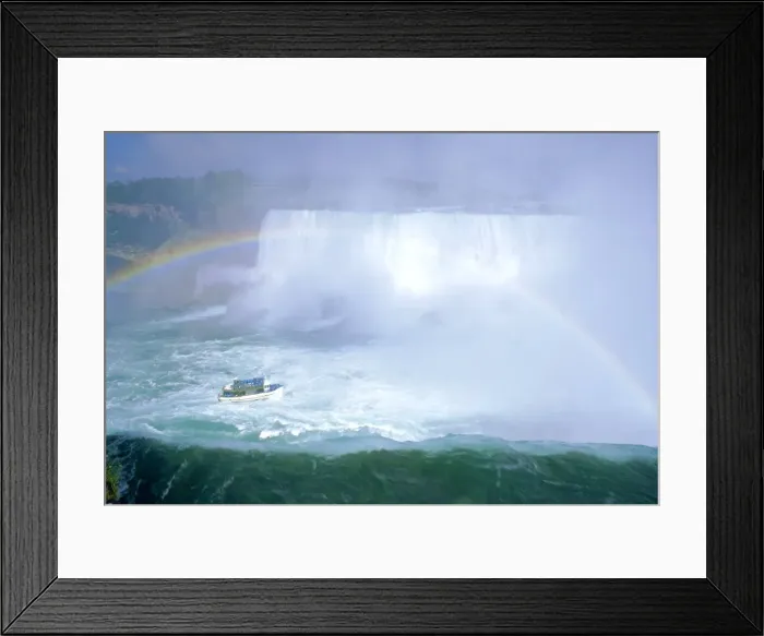 Framed Print : The Horseshoe Falls, Niagara Falls, Niagara, Ontario, Canada Framed Print : The Horseshoe Falls, Niagara Falls, Niagara, Ontario, Canada