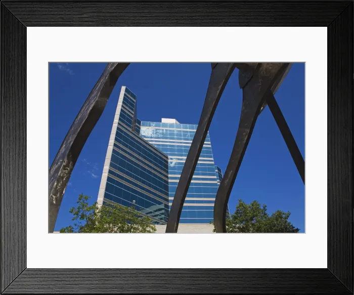Framed Print : Sculpture outside the Law Courts Building, Winnipeg, Manitoba, Canada, North America Framed Print : Sculpture outside the Law Courts Building, Winnipeg, Manitoba, Canada, North America