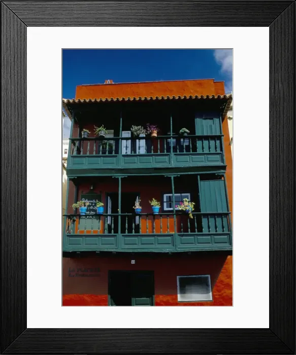 Framed Print : Casa de los Balcones (typical Canarian house with balcony), Santa Cruz de la Palma Framed Print : Casa de los Balcones (typical Canarian house with balcony), Santa Cruz de la Palma