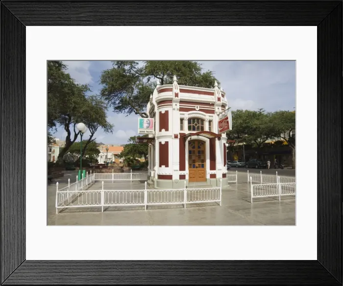 Framed Print : Unusual kiosk, Parca Nova, Mindelo, Sao Vicente, Cape Verde Islands, Africa Framed Print : Unusual kiosk, Parca Nova, Mindelo, Sao Vicente, Cape Verde Islands, Africa