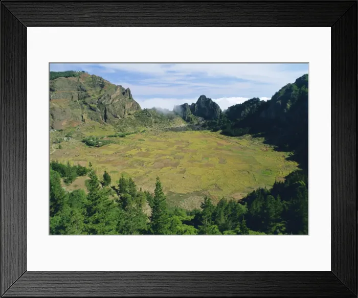 Framed Print : The crater of a volcano on the island of Santo Antao, Cape Verde Islands, Atlantic Ocean Framed Print : The crater of a volcano on the island of Santo Antao, Cape Verde Islands, Atlantic Ocean
