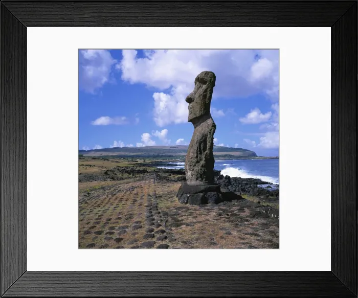 Framed Print : Moai statue, Ahu Akapu, Easter Island (Rapa Nui), UNESCO World Heritage Site Framed Print : Moai statue, Ahu Akapu, Easter Island (Rapa Nui), UNESCO World Heritage Site