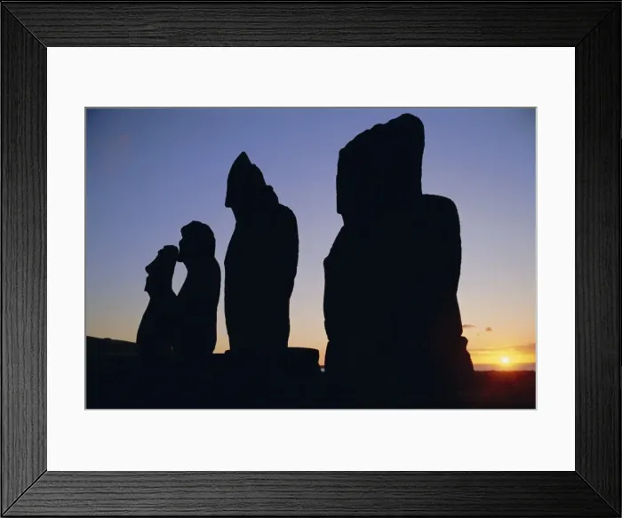 Framed Print : Silhouettes, Ahu Vai Uri, Easter Island, Chile, Pacific