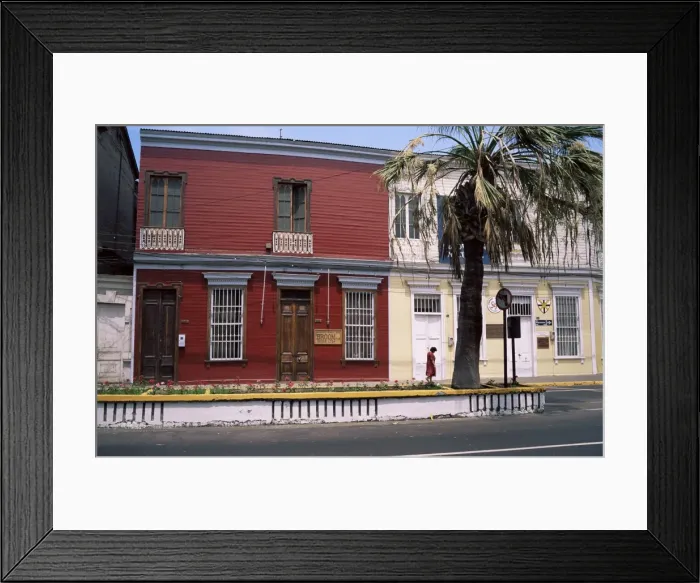 Framed Print : Houses in American Georgian style dating from between 1880 and 1920, Avenida Baquedano Framed Print : Houses in American Georgian style dating from between 1880 and 1920, Avenida Baquedano