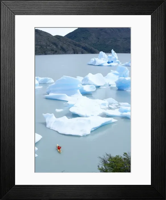 Framed Print : Person kayaking between floating icebergs, Lago Gray (Lake Gray), Torres del Paine National Park