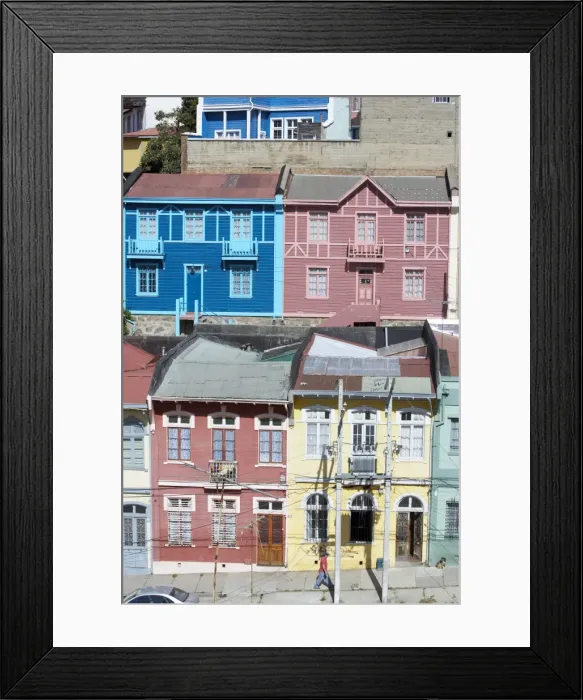 Framed Print : Traditional colourful houses, Valparaiso, UNESCO World Heritage Site, Chile Framed Print : Traditional colourful houses, Valparaiso, UNESCO World Heritage Site, Chile
