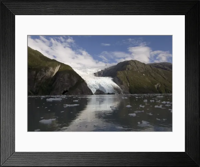 Framed Print : Garibaldi Glacier, Darwin National Park, Tierra del Fuego, Patagonia, Chile Framed Print : Garibaldi Glacier, Darwin National Park, Tierra del Fuego, Patagonia, Chile