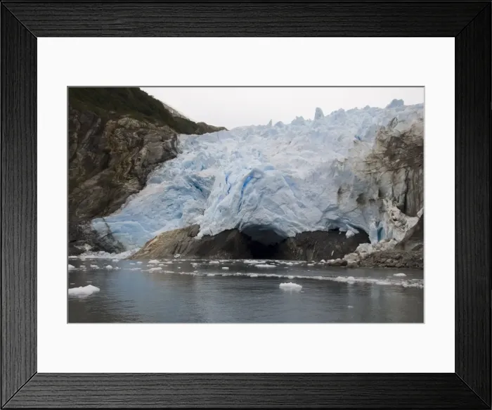 Framed Print : Garibaldi Glacier, Darwin National Park, Tierra del Fuego, Patagonia, Chile Framed Print : Garibaldi Glacier, Darwin National Park, Tierra del Fuego, Patagonia, Chile