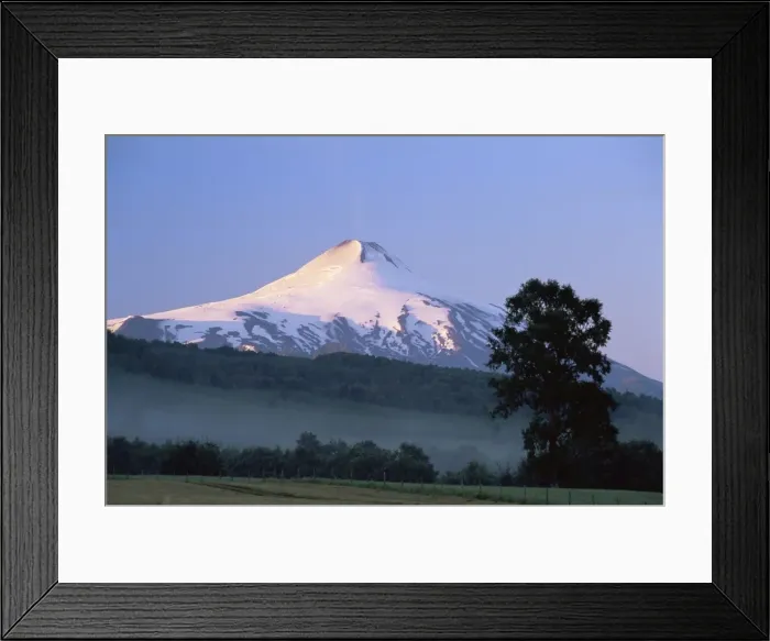 Framed Print : Villarrica Volcano, Villarrica National Park, Pucon, Chile, South America Framed Print : Villarrica Volcano, Villarrica National Park, Pucon, Chile, South America