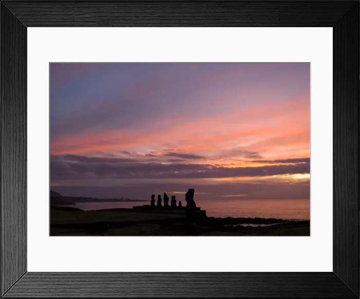 Framed Print : Ahu Vai Uri and Ahu Tahai, Tahai Ceremonial Site, UNESCO World Heritage Site Framed Print : Ahu Vai Uri and Ahu Tahai, Tahai Ceremonial Site, UNESCO World Heritage Site