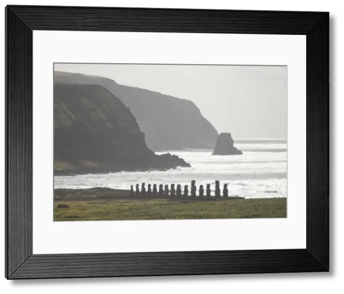 Framed Print : Ahu Tongariki, UNESCO World Heritage Site, Easter Island (Rapa Nui), Chile, South America Framed Print : Ahu Tongariki, UNESCO World Heritage Site, Easter Island (Rapa Nui), Chile, South America