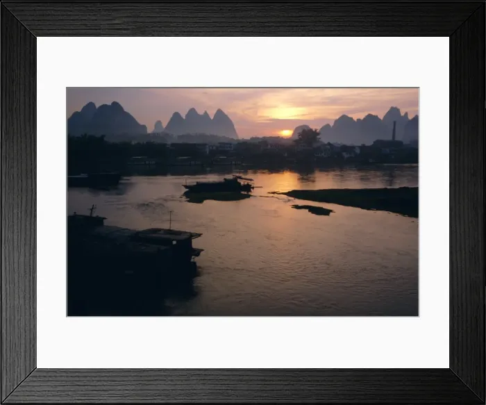 Framed Print : Sunrise over Li River, Yangshuo, China, Asia Framed Print : Sunrise over Li River, Yangshuo, China, Asia