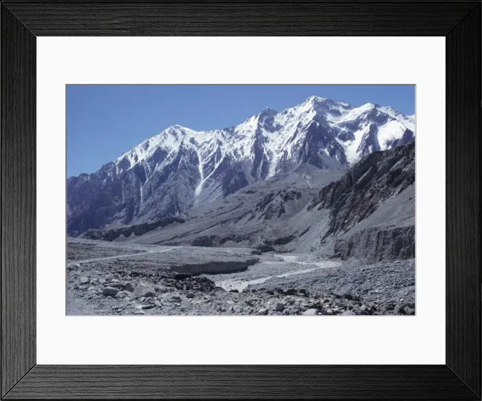 Framed Print : The Karakorum (Karakoram) Highway on the Chinese side, with River Giz, Xinjiang Framed Print : The Karakorum (Karakoram) Highway on the Chinese side, with River Giz, Xinjiang