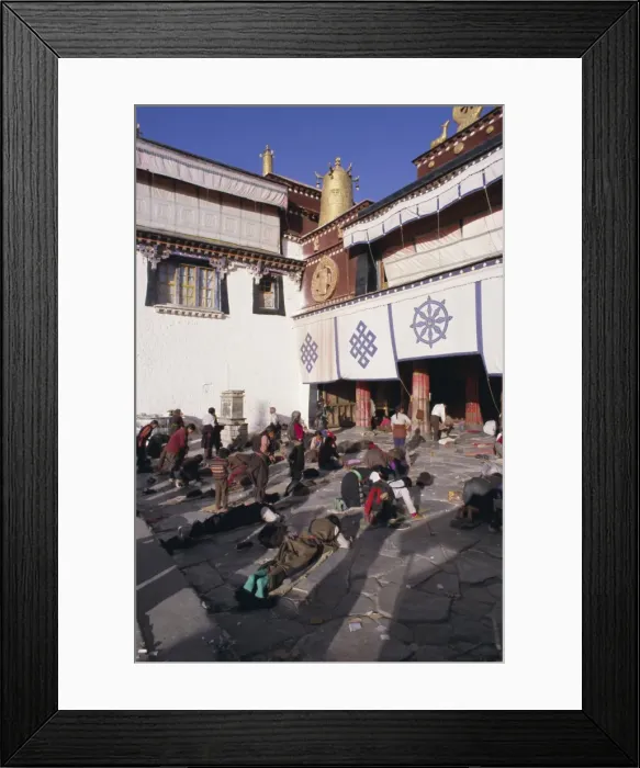 Framed Print : Pilgrims prostrating outside the Jokhang Temple, Lhasa, Tibet, China, Asia Framed Print : Pilgrims prostrating outside the Jokhang Temple, Lhasa, Tibet, China, Asia