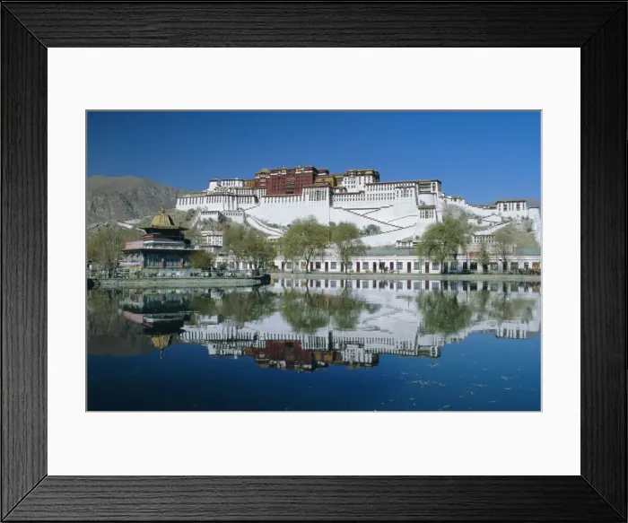 Framed Print : The Potala Palace and reflection, Lhasa, Tibet, China, Asia Framed Print : The Potala Palace and reflection, Lhasa, Tibet, China, Asia