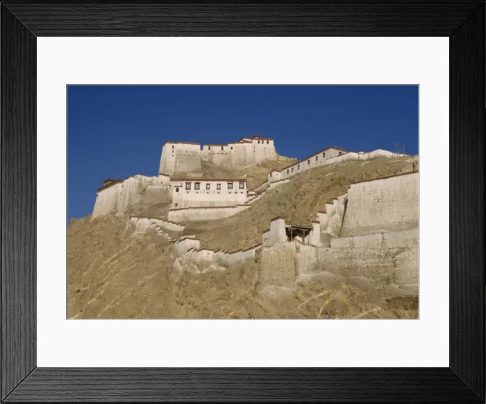 Framed Print : The Dzong or fort at Gyantse in Tibet, China, Asia Framed Print : The Dzong or fort at Gyantse in Tibet, China, Asia