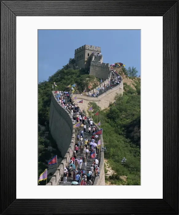Framed Print : Typical crowds at main visitor site, Great Wall (Changcheng), Badaling Framed Print : Typical crowds at main visitor site, Great Wall (Changcheng), Badaling