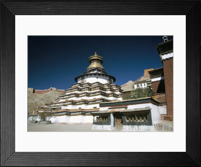 Framed Print : Pango chorten in the Palkhor Choide Buddhist monastery, Gyantse, Tibet, China, Asia Framed Print : Pango chorten in the Palkhor Choide Buddhist monastery, Gyantse, Tibet, China, Asia