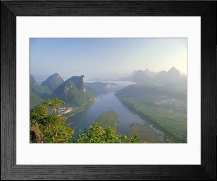 Framed Print : Lijiang, the Li River at Yangshuo, Guangxi Province, China Framed Print : Lijiang, the Li River at Yangshuo, Guangxi Province, China