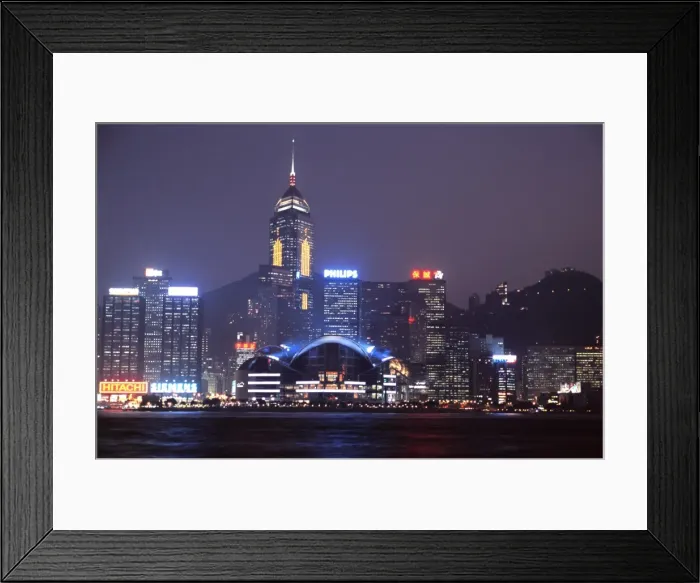 Framed Print : Convention and Exhibition Center, Central Plaza and skyline at night, Hong Kong Framed Print : Convention and Exhibition Center, Central Plaza and skyline at night, Hong Kong