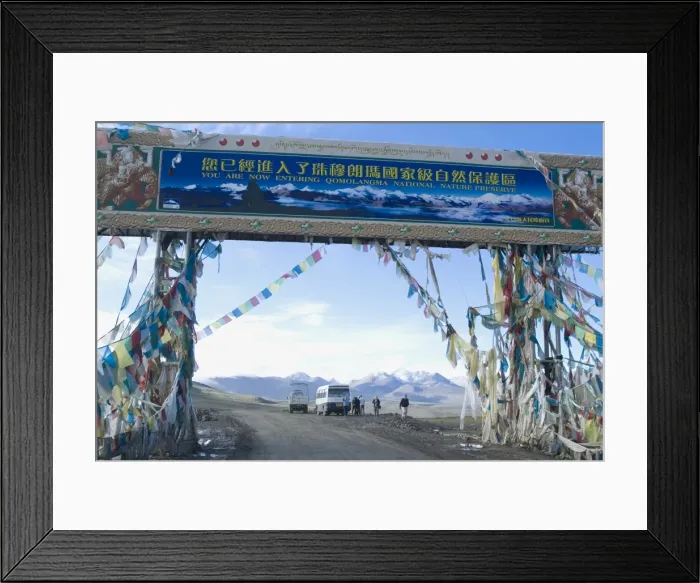 Framed Print : Jia Tsuo La, entrance to Mount Everest (Qomolangma) National Park, Tibet, China, Asia Framed Print : Jia Tsuo La, entrance to Mount Everest (Qomolangma) National Park, Tibet, China, Asia
