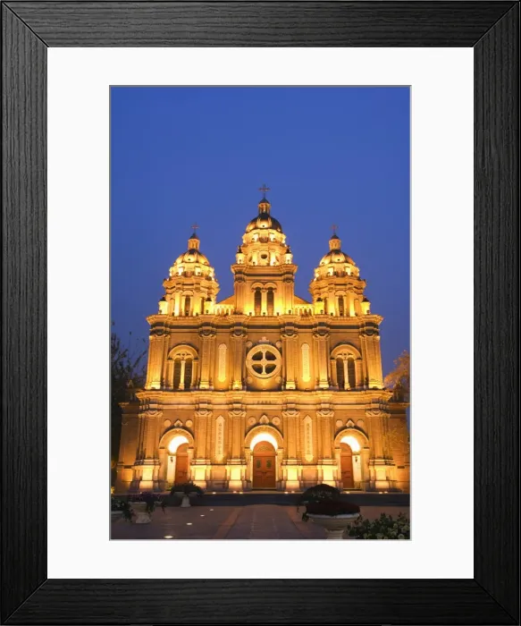 Framed Print : The Sinosteel and e Plaza building in Zhongguancun, Chinas biggest computer Framed Print : The Sinosteel and e Plaza building in Zhongguancun, Chinas biggest computer