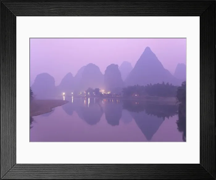 Framed Print : Li Jiang (Li River), Yangshuo, Guangxi Province, China, Asia Framed Print : Li Jiang (Li River), Yangshuo, Guangxi Province, China, Asia
