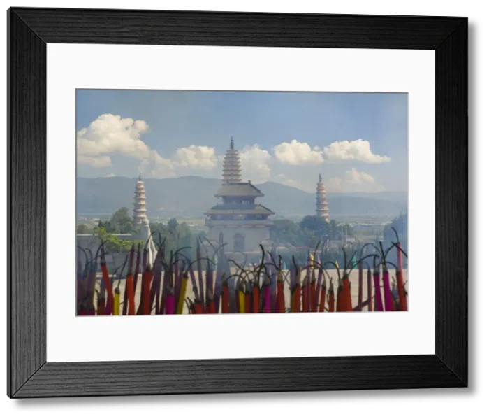 Framed Print : Chongsheng Temple and Three Pagodas, Dali Old Town, Yunnan Province, China, Asia Framed Print : Chongsheng Temple and Three Pagodas, Dali Old Town, Yunnan Province, China, Asia