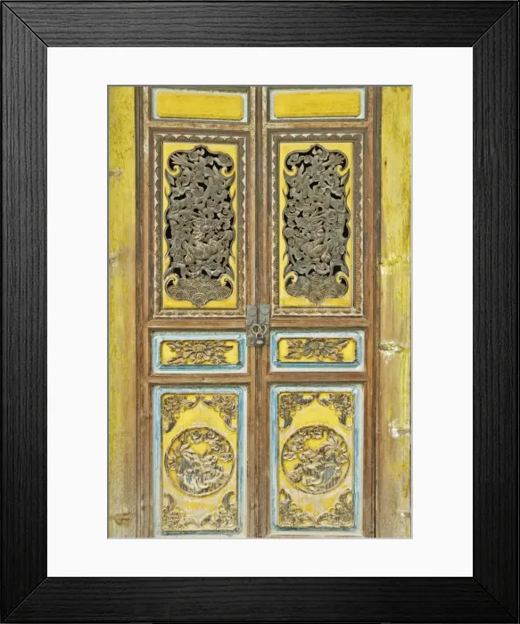 Framed Print : Door, Gedan Song Zanling Temple, Shangri-La (Zhongdian), Yunnan Province, China, Asia Framed Print : Door, Gedan Song Zanling Temple, Shangri-La (Zhongdian), Yunnan Province, China, Asia
