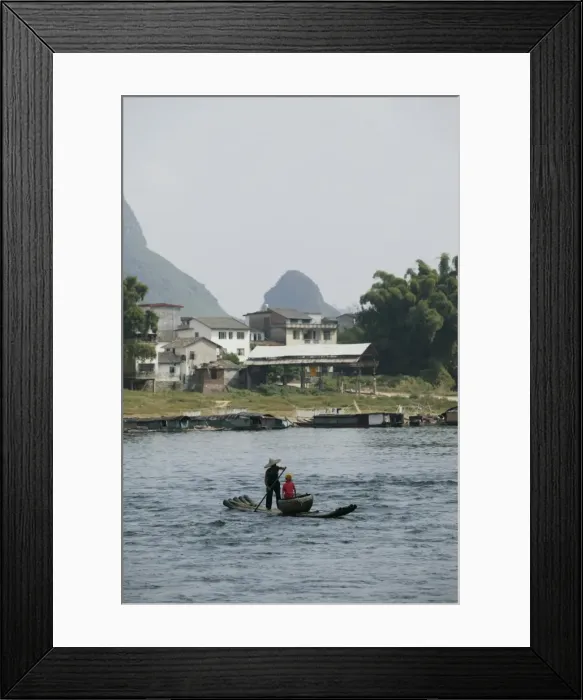Framed Print : Li River. Yangshuo, Guangxi Province, China, Asia Framed Print : Li River. Yangshuo, Guangxi Province, China, Asia