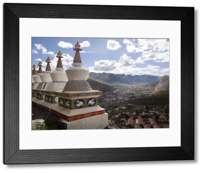 Framed Print : View of Yushu town from temple, Yushu, Qinghai, China, Asia Framed Print : View of Yushu town from temple, Yushu, Qinghai, China, Asia