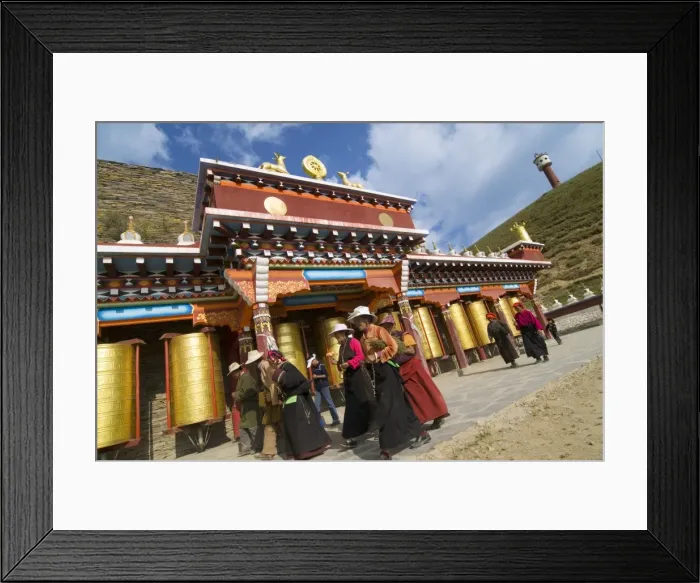 Framed Print : Pilgrims at female Lamasery, Tagong Grasslands, Sichuan, China, Asia Framed Print : Pilgrims at female Lamasery, Tagong Grasslands, Sichuan, China, Asia