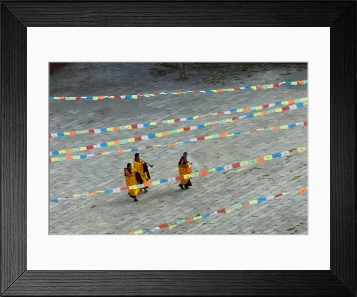Framed Print : Yellow Hat sect monks, Gelugpa, Tagong Temple, Tagong, Sichuan, China, Asia Framed Print : Yellow Hat sect monks, Gelugpa, Tagong Temple, Tagong, Sichuan, China, Asia
