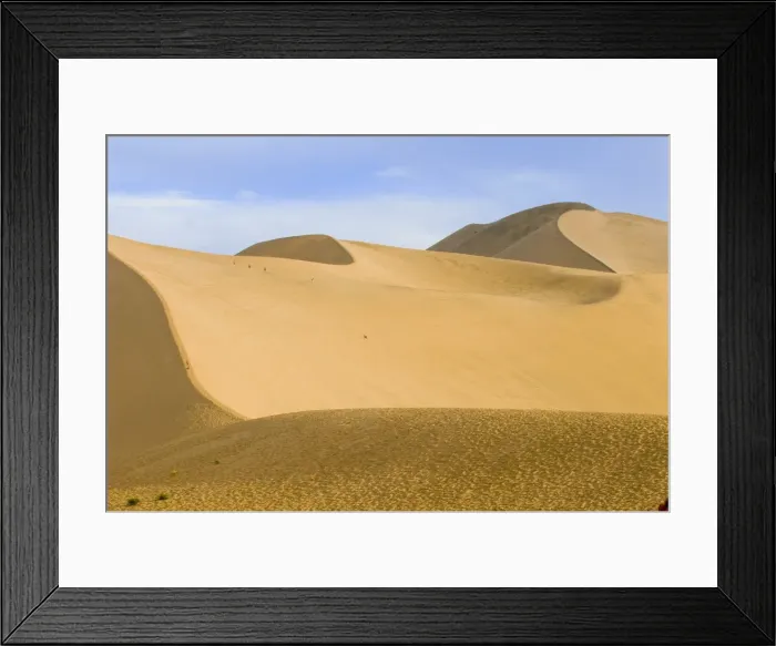 Framed Print : Sand dunes and oasis, desert, Whistling Dune, Dunhuang, Gansu, China, Asia Framed Print : Sand dunes and oasis, desert, Whistling Dune, Dunhuang, Gansu, China, Asia